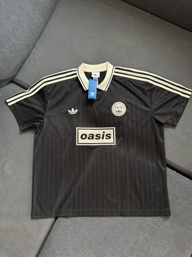 Camiseta Oasis X Adidas Tour Jacquard Negra Talla Grande