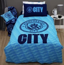 Image of Manchester City FC Single Duvet Cover & Pillowcase Set Crest Football Bedding