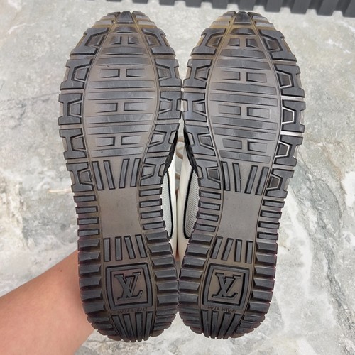 Sneakers Louis Vuitton Run Away Logo Bianco Maglia Pelle 5 UK o 8 US o 38 EUR - Foto 8 di 11