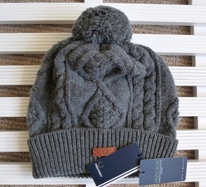 fred perry bobble hat