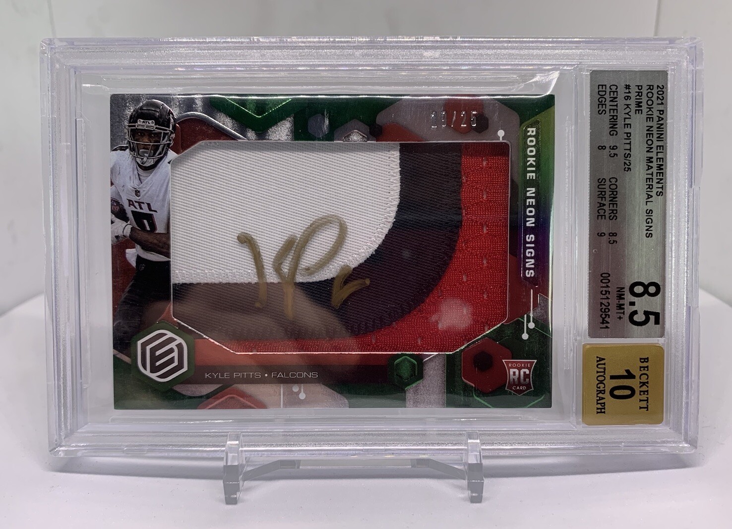 Kyle Pitts Panini Elements Rookie Neon Material Signs #KPI Prime