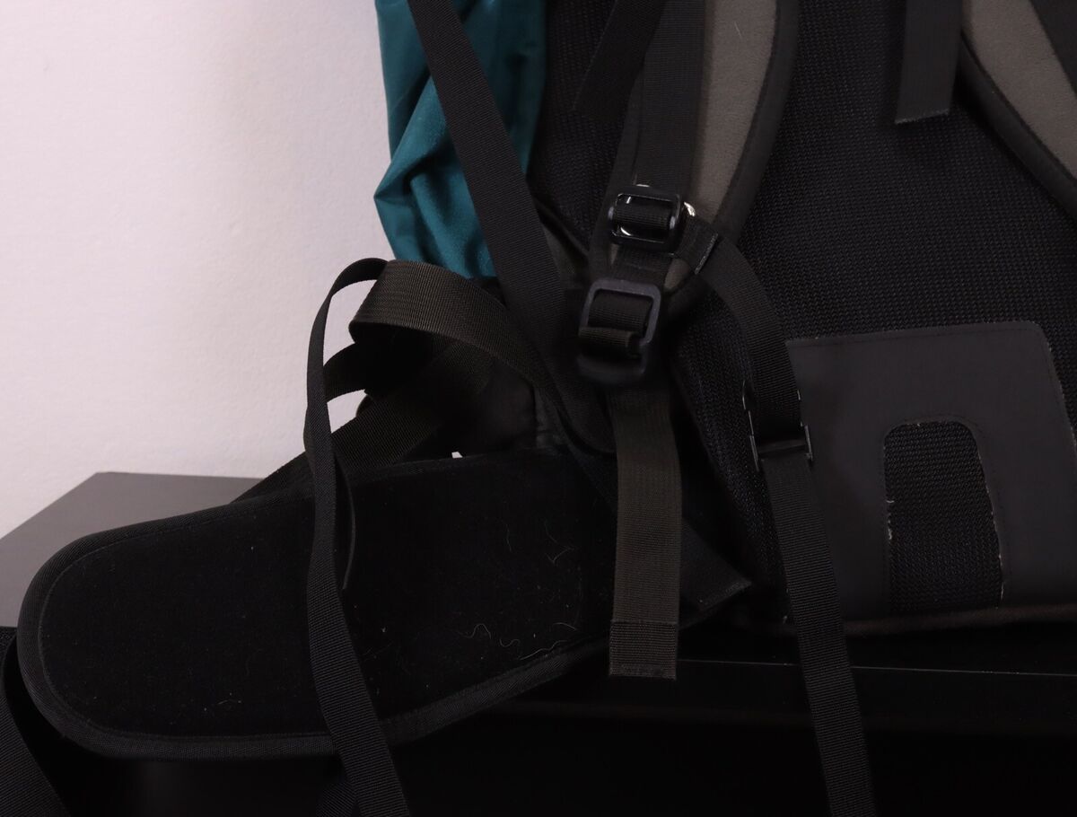 DANA DESIGNS Shadow Peak 2400 Cu. In. Hiking Technical DANA DESIGNS Shadow Peak 2400 Cu. In. Hiking Technical