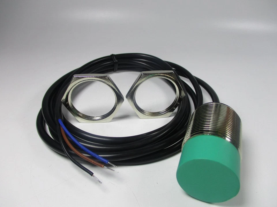 1PC NEW For Siemens Proximity Switch 3RG4024-0KB00 - Image 4 of 4