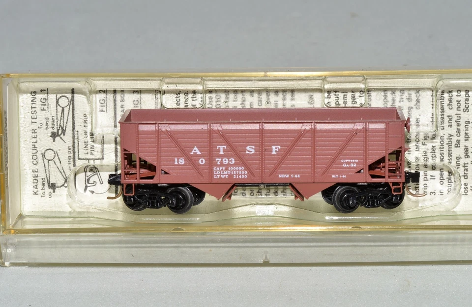 Kadee 57010 A.T.S.F. vintage escala N Tolva doble lateral compuesta 180793 - 33' Foto 2 de 4
