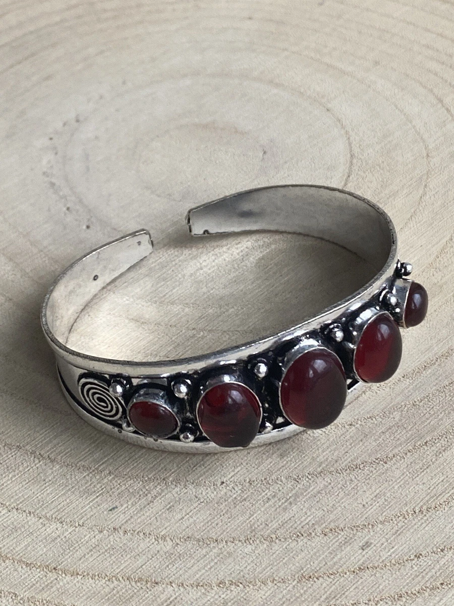 Garnet on sale bracelet price