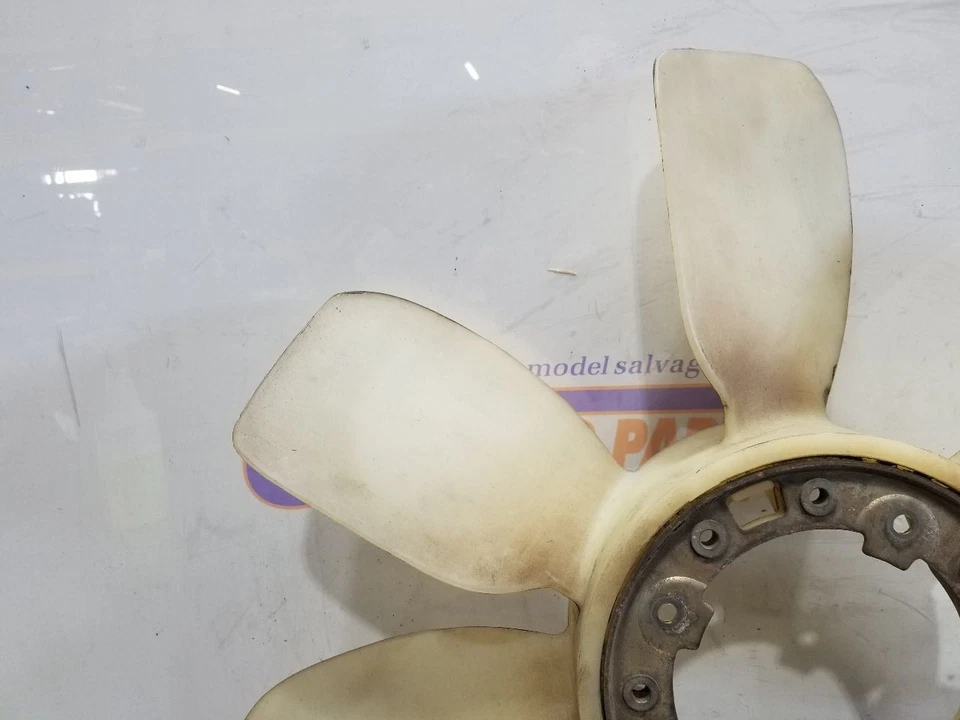 01 2001 TOYOTA LAND CRUISER 4.7L FAN BLADE - Image 3 of 4