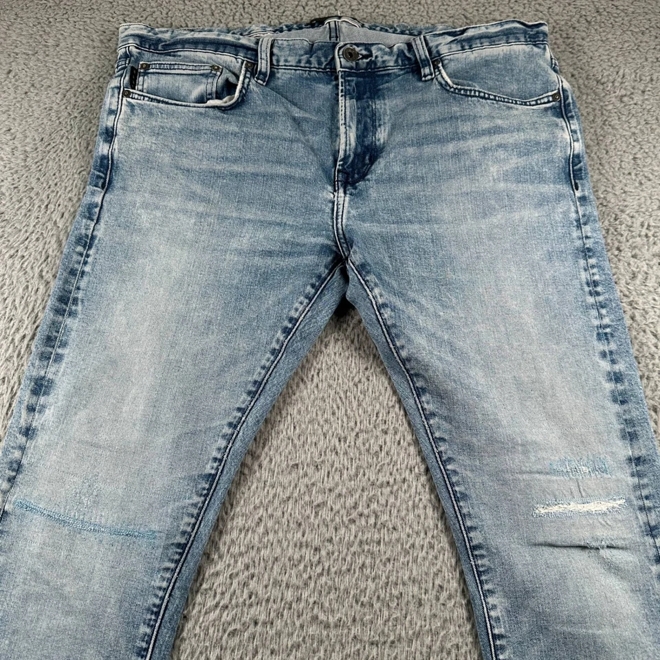 John Varvatos Wight Jeans Mens 36 Light Wash Skinny Distressed Knee Selvedge - Image 3 of 4