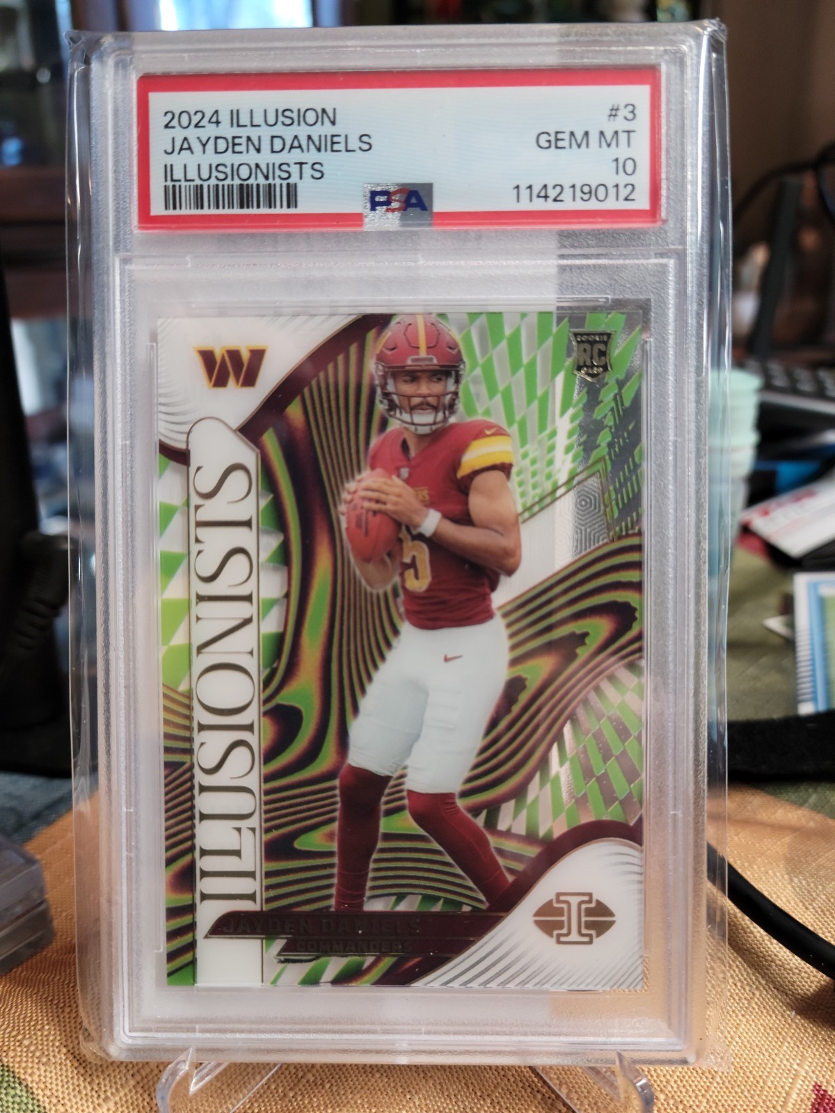 Jayden Daniels Panini Illusions Illusionists #3 Base