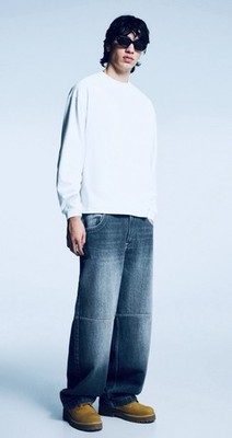 BERSHKA Super baggy jeans  Men s 36 NWT