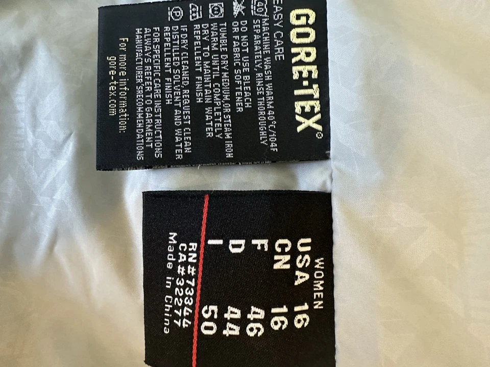 Marker Women’s Goretex Ski Jacket Size 16 - Image 3 of 3