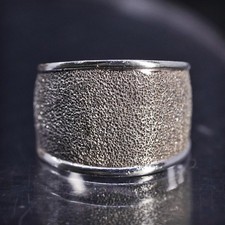 size 4.5, vtg modern Sterling silver handmade ring, 925 wide glittering band