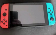 Nintendo Switch Konsole Rot/Blau