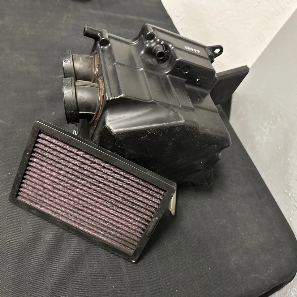 08-12 KAWASAKI NINJA 250R EX250 CAJA DE AIRE ADMISIÓN CAJA DE AIRE Con FILTRO K&N Completo Foto 3 de 4