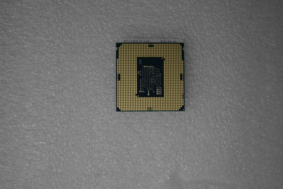 LENOVO INTEL Core i3-6100 3.7GHz Processor Grade A SR2HG - Image 2 of 2