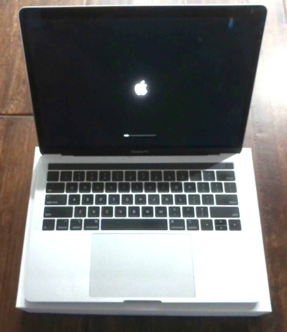 APPLE MACBOOK PRO 13-Inch, 2.4HZ, 8GB, 512GB, SILVER | eBay APPLE MACBOOK PRO 13-Inch, 2.4HZ, 8GB, 512GB, SILVER | eBay
