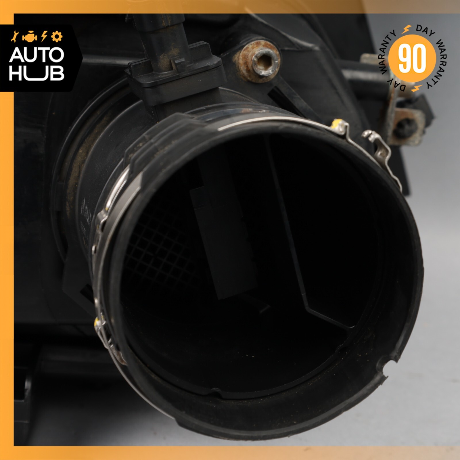14-18 Maserati Quattroporte Ghibli Engine Air Intake Filter Right 670001543 OEM