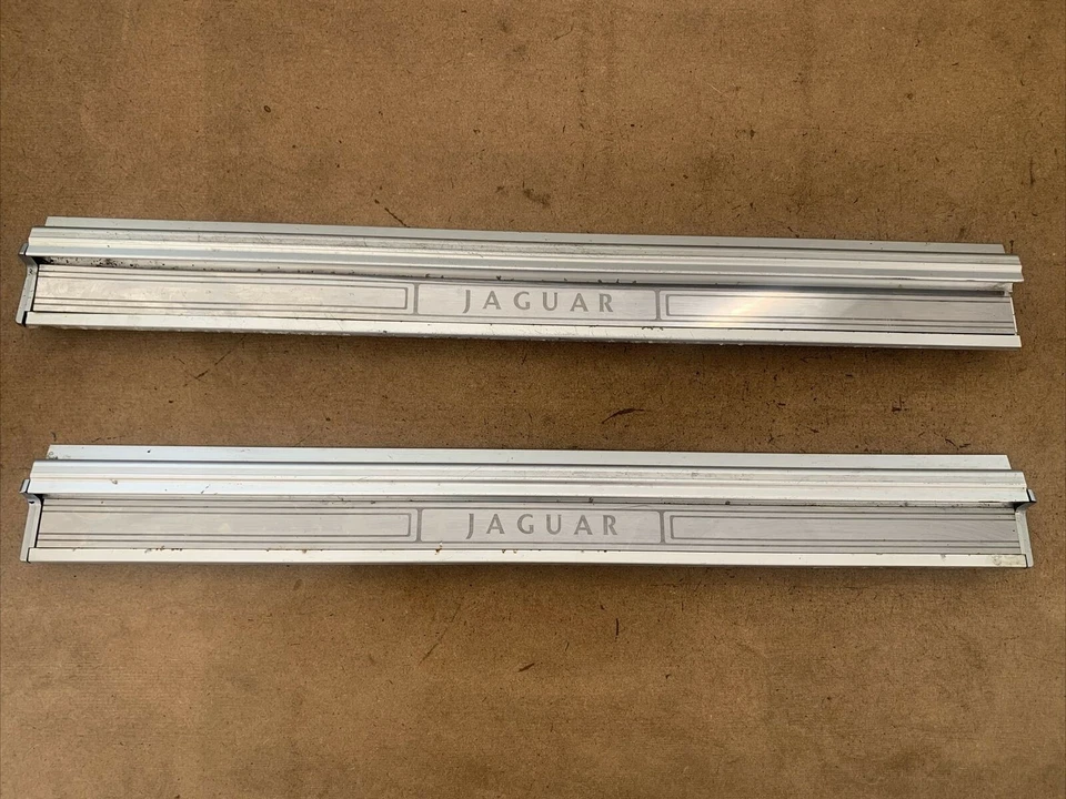 Jaguar XJ6 1988-1994/Vanden Plas umbral de puerta juego de 4 placas de desgaste con imán OEM Foto 2 de 4