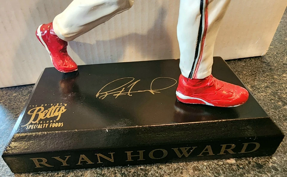 Estatua/estatuilla Ryan Howard Reading Fightin Phils edición limitada SGA 1750/2100 Foto 3 de 4