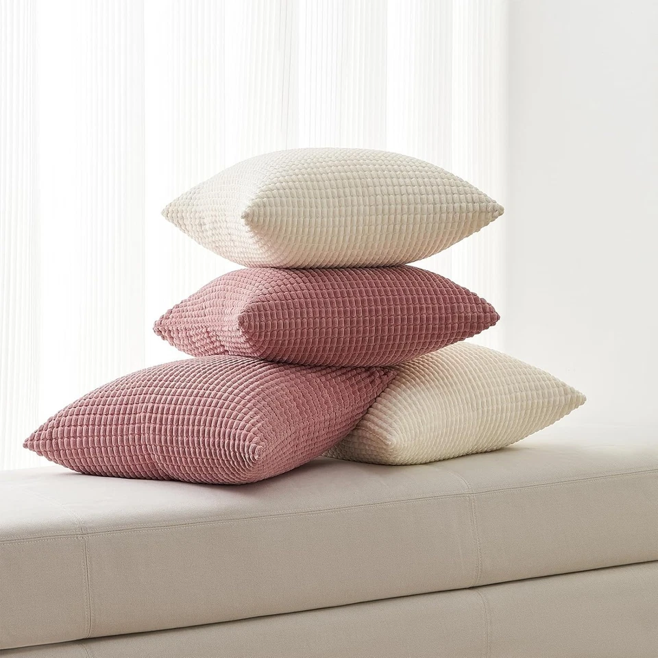 Paquete de 4 fundas de almohada decorativas en color crema y blanco de 16"x16" - Image 2 of 4