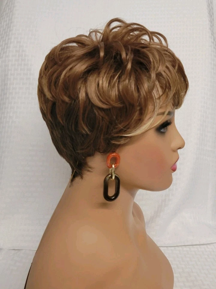💕CUTE! PIXIE CUT TEXTURED WIG MIXED THREE BROWN TONE LIGHTWEIGHT DAILY FASHION - Image 3 of 4