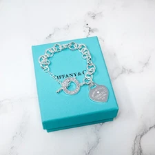 Tiffany & Co. Bracelet Silver Heart Tag & Toggle Crystal Charm 18cm Gift Box Set