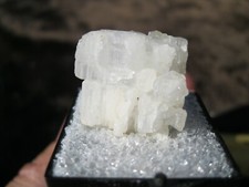 CERUSSITE, crystal mineral   1  x 3/4  x 3/4" 