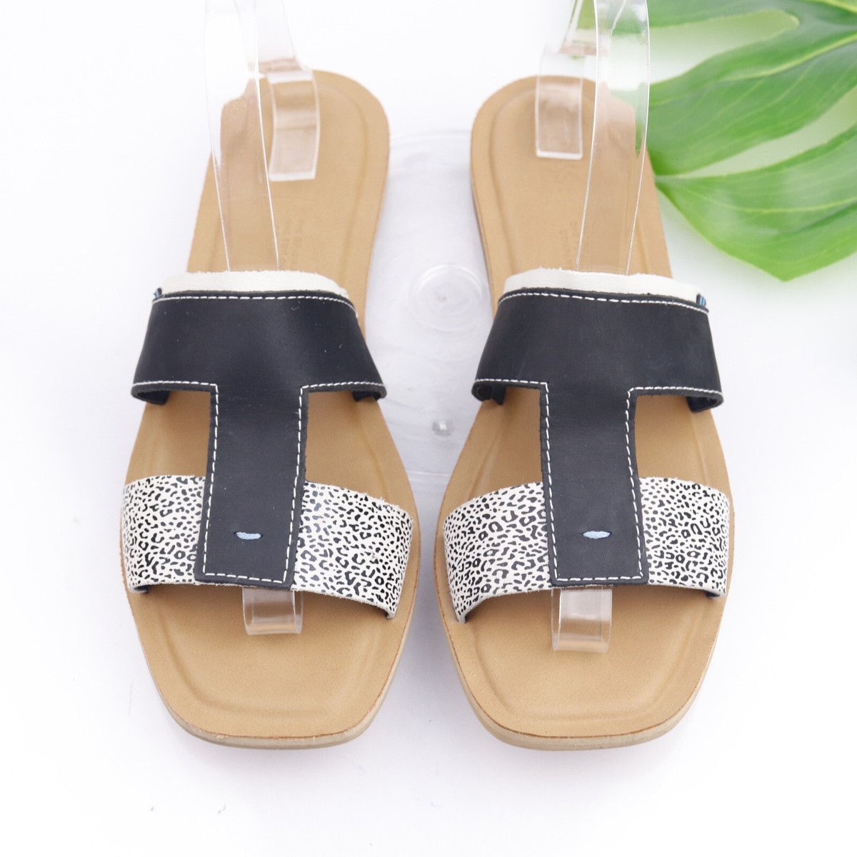 TOMS Women's Seacliff Sandal Size Slide Black White Leather Cruise Flip  Flop