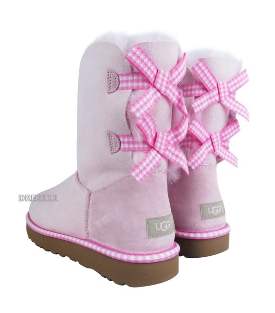 blush pink uggs