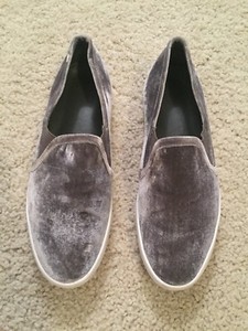 joie slip on sneakers