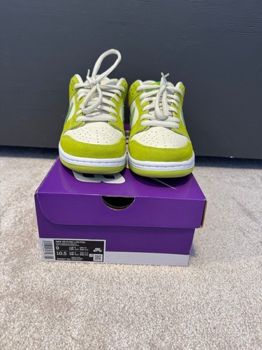 Nike SB Dunk Low Green Apple UK8 **New** - Picture 2 of 7
