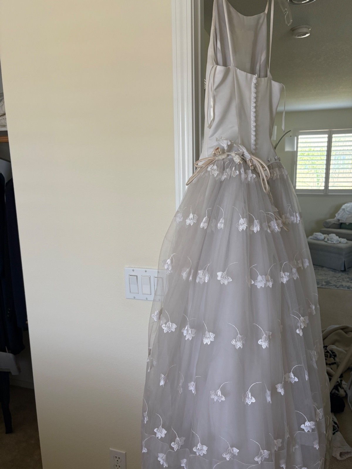 wedding dress