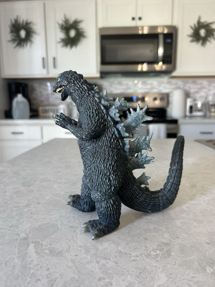 X-Plus USA Godzilla 1964 6 Inch Figure 2004 Toho  - Image 2 of 4