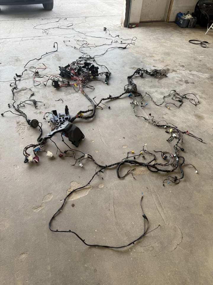 2019-2023 MERCEDES SPRINTER 2500 144 Low Roof -BODY CHASSIS WIRE WIRING HARNESS - Image 2 of 4