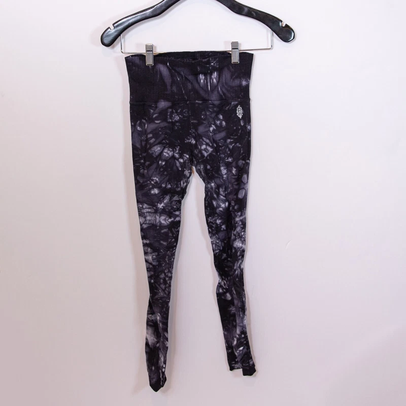 free-people-movement good karma tie dye print athletic work out leggings