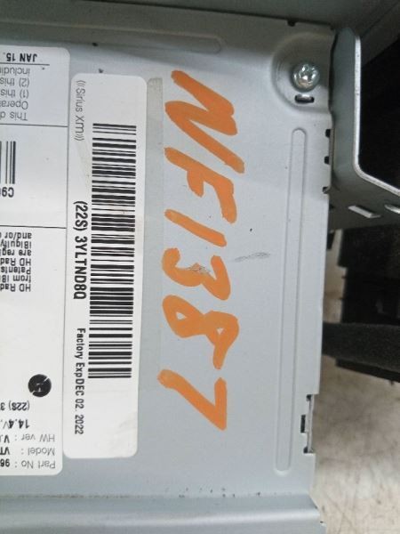 Audio Equipment Radio Display And Receiver US Market Fits 20-22 VENUE 200211