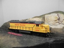HO ENGINE DIESEL LOCOMOTIVE UNION PACIFIC