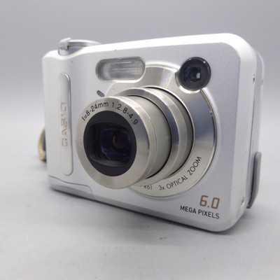 CASIO QV-R61 デジタルカメラ 6.0MP 【公式通販】