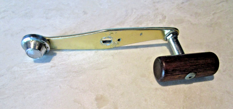 Baitcasting / Conventional Fishing Reel Handle, Gold Color, Wood Knob