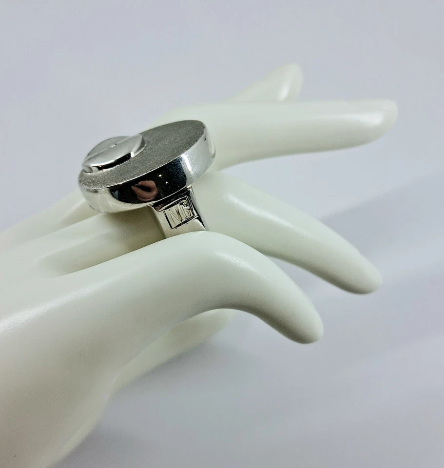 Anello in argento 925 rodiato da 30 g con disco satinato e lucido con diamante  - Immagine 4 di 4