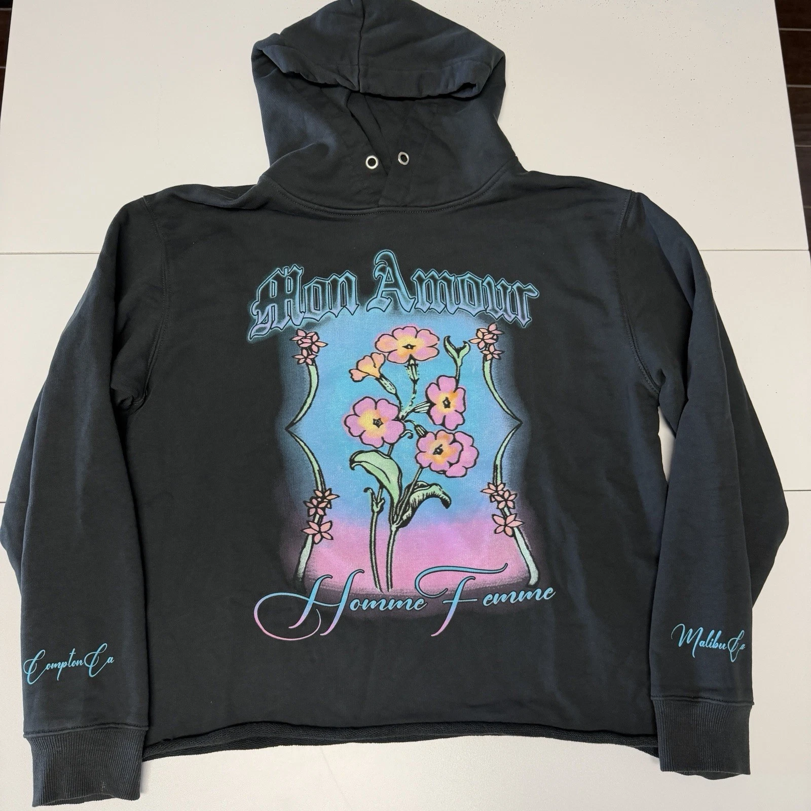Homme Femme Mon Amour Hoodie Size Medium Black