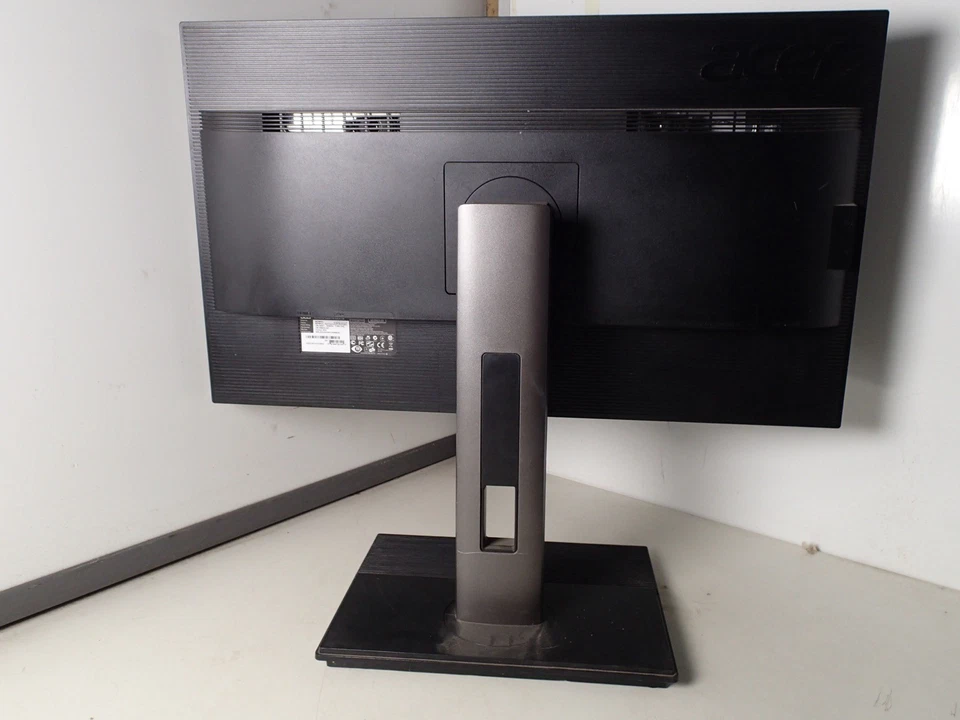 Acer B276HUL 27” LED Monitor with Stand and VGA Cable - Image 4 of 4