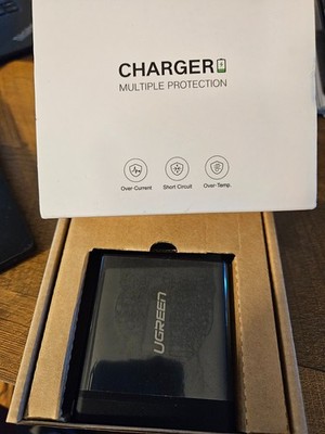 Ugreen Dual USB Wall Charger with PD 45W AC Adapter
