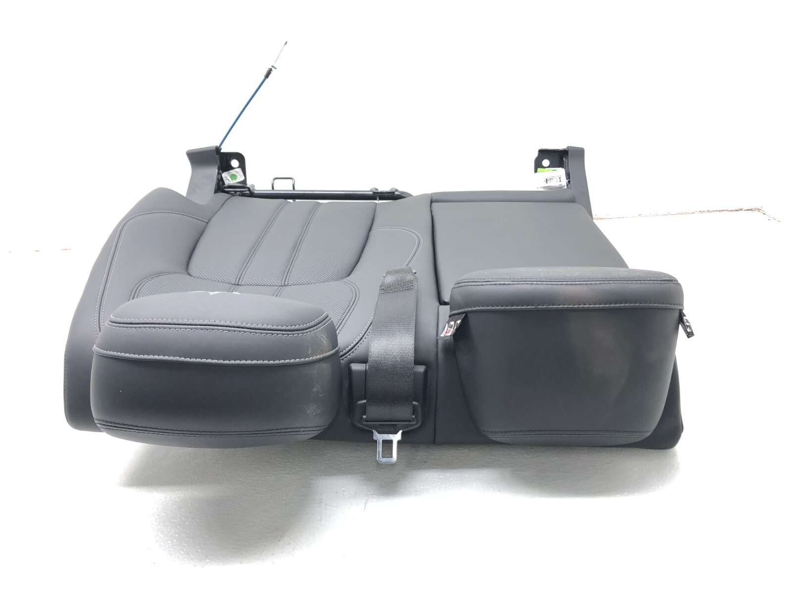 2017-2022 MASERATI LEVANTE S LEFT DRIVER REAR SPLIT SEAT BACKREST W/ARMREST OEM.