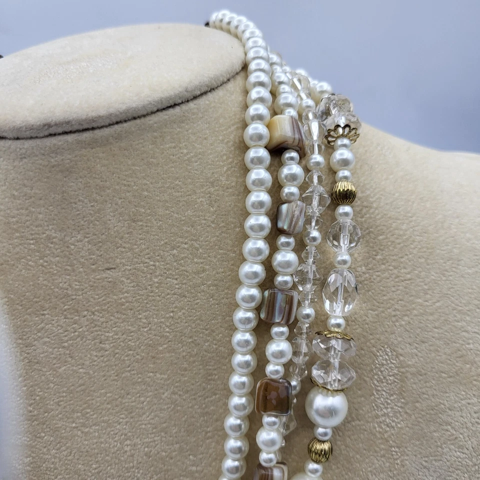 Collar Premier Designs cuentas de cristal de perlas blancas en capas de múltiples hebras 18 pulgadas Foto 4 de 4