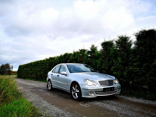 2004-2006 MERCEDES C CLASS W203 W209 CLK 2.2 CDI TURBO CHARGER Oil FEED PIPE - Picture 3 of 6