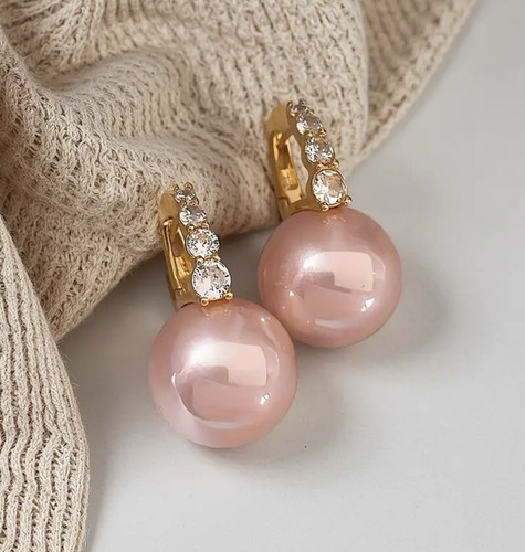 Elegant Pink Pearl Dangle Dangle Earrings With Sparkling Zirconia Crystals - Picture 2 of 6