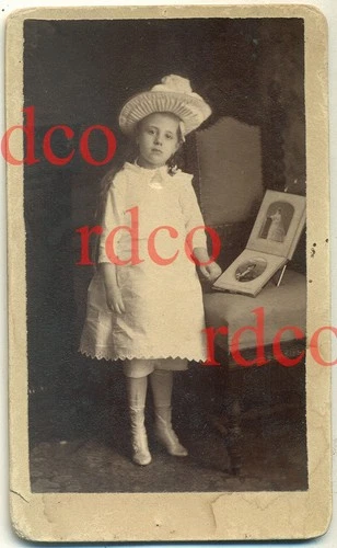 Retrato de una Niña, 1890 Mexico CDV