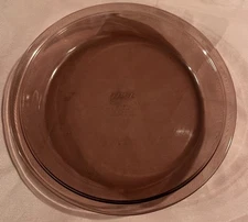 Vintage Pyrex 209 9” Cranberry Glass Pie Plate Made in USA Purple/Plum Bakeware
