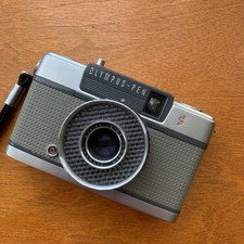Olympus Pen EE half frame 35 mm camera , Film...