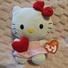 Ty Beanie Babies Hello Kitty 6" Plush Holding Red Heart, new with tags